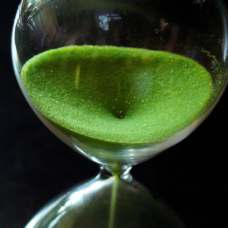images_hourglass-917364_1280