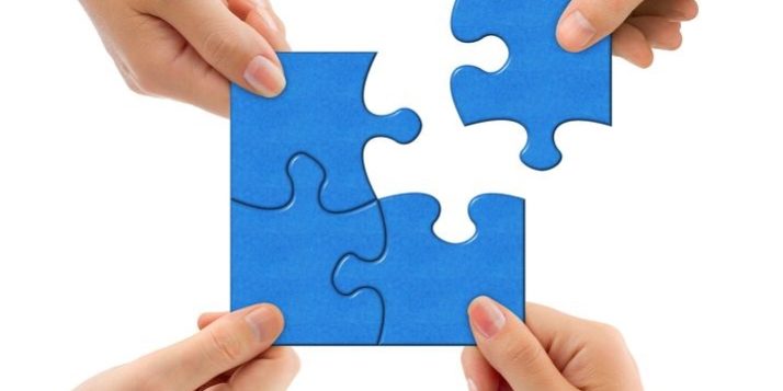 images_mains-puzzles-droits